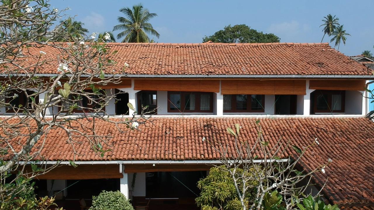 Hotel Hemadan Bentota Exterior photo